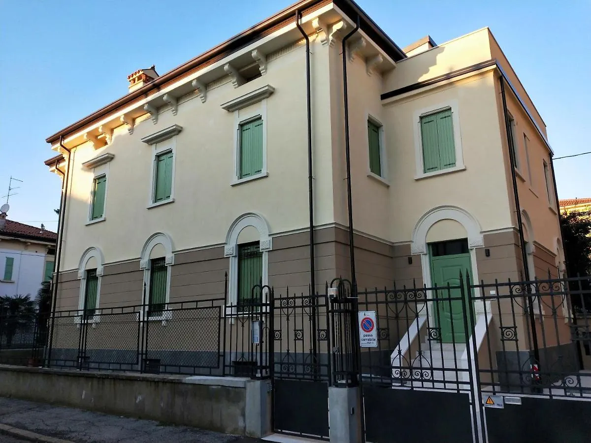 Via Poma Apartments&Rooms Vérone