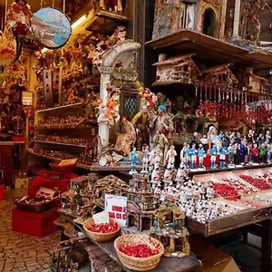 https://san-gennaro-house.hotels-amalfi.com