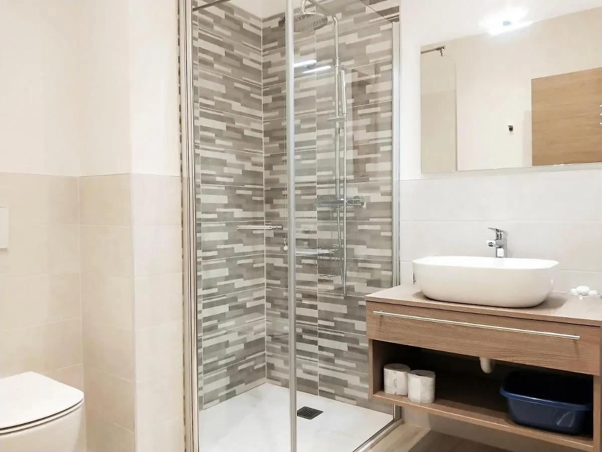 Via Poma Apartments&Rooms 维罗纳 公寓