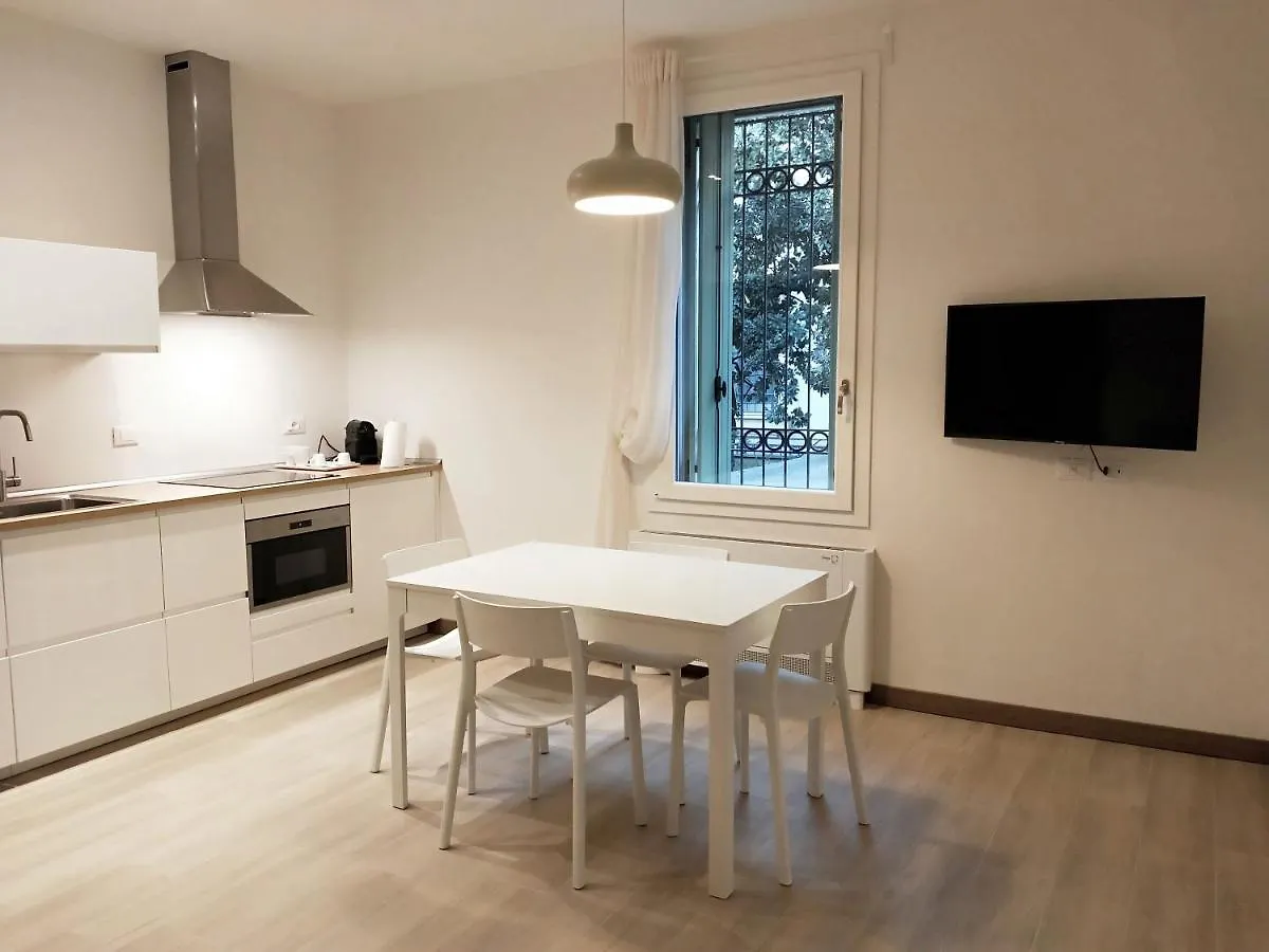 Daire Via Poma Apartments&Rooms Verona